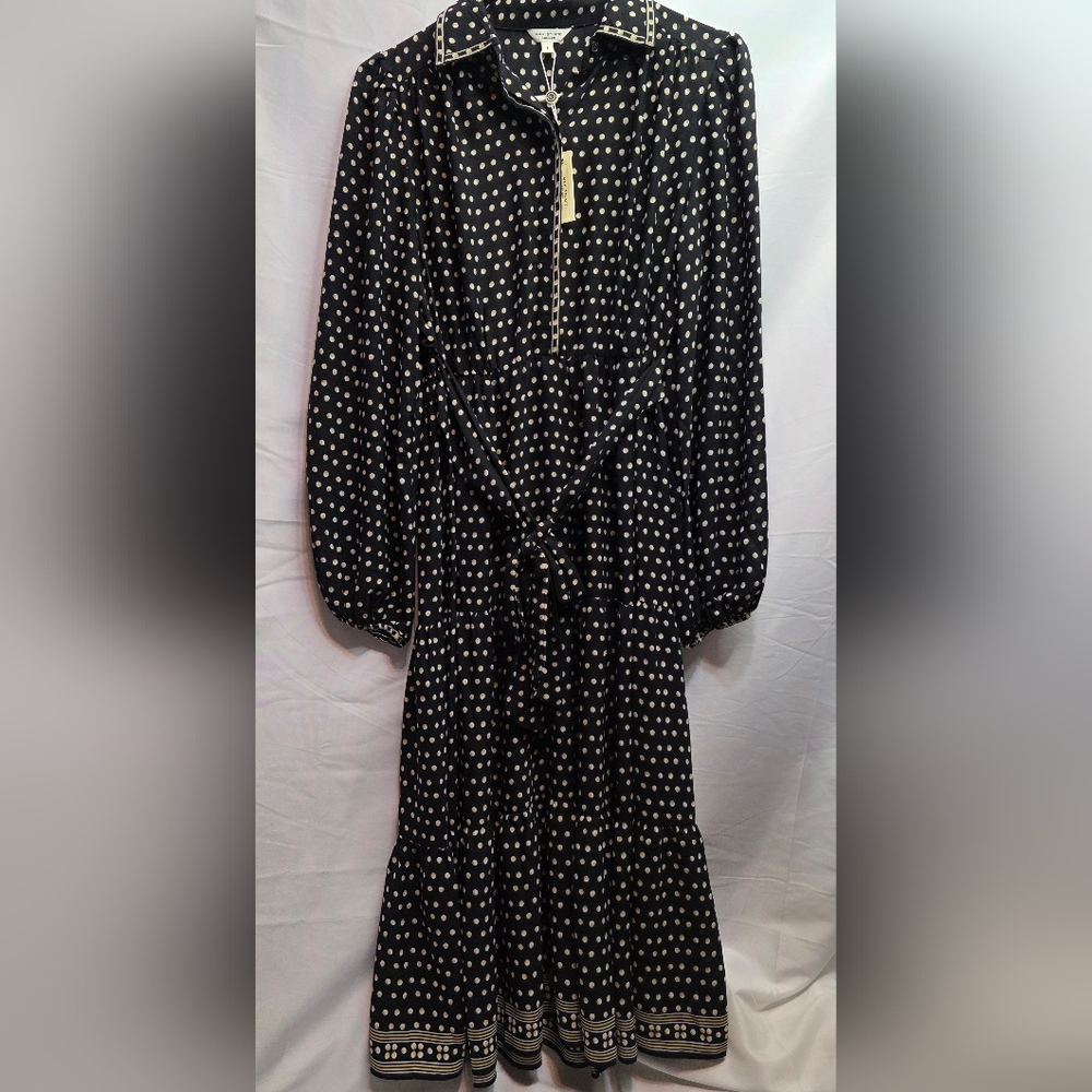 Max Studio Black and White Long Sleeve Dress